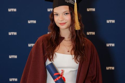 2025-07-25_uth_graduacja-523.jpg