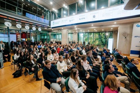 Galeria: Działalność koła CASH FLOW na zdjęciach, obraz 9 z 9