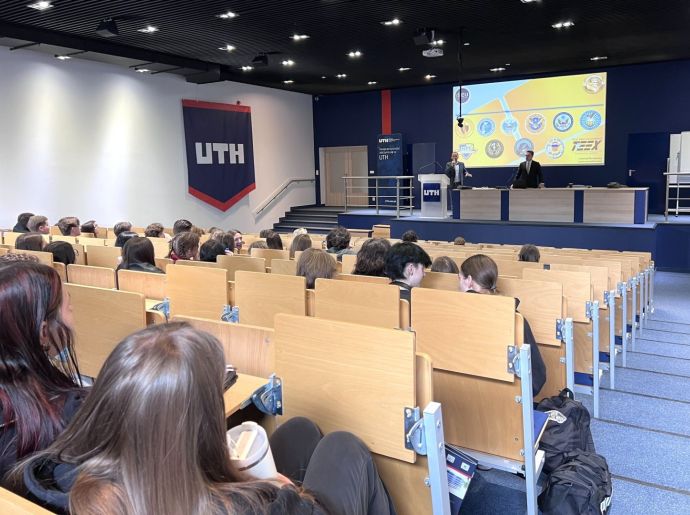 Galeria: Studia w praktyce – działania, które kształtują przyszłość, obraz 2 z 3