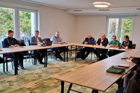 Galeria: Waszrtaty w ramach projektu "UTH liderem nowoczesnej edukacji", obraz 7 z 9