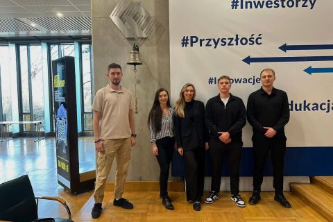 Galeria: Działalność koła CASH FLOW na zdjęciach, obraz 4 z 9