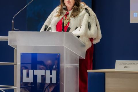 2025-07-25_uth_graduacja-595.jpg
