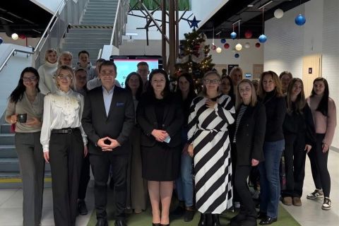 Galeria: Działalność koła CASH FLOW na zdjęciach, obraz 8 z 9