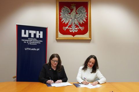 ZS 4 Kwiatkowski Warszawa 2.jpg