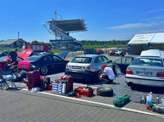 Galeria: W praktyce najlepiej – studenci w akcji, obraz 8 z 13