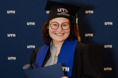 2025-07-25_uth_graduacja-497.jpg
