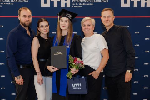 2025-07-25_uth_graduacja-526.jpg