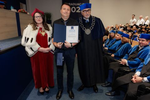 2025-07-25_uth_graduacja-60.jpg
