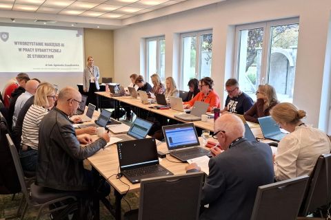 Galeria: Waszrtaty w ramach projektu "UTH liderem nowoczesnej edukacji", obraz 1 z 9