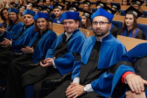 2025-07-25_uth_graduacja-106.jpg