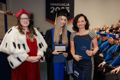 2025-07-25_uth_graduacja-136.jpg