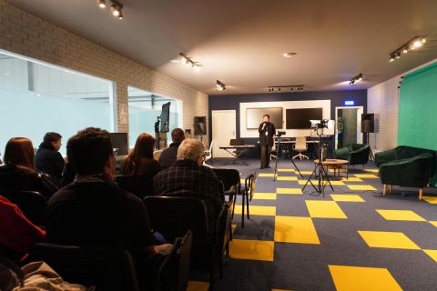 Galeria: Zajęcia dla Technikum Ekonomicznego nr 8 w Warszawie, obraz 1 z 9