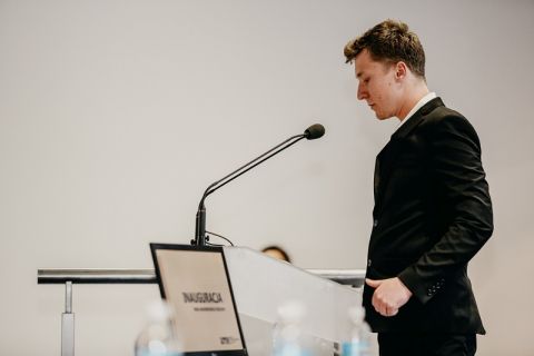 retusz133.jpg