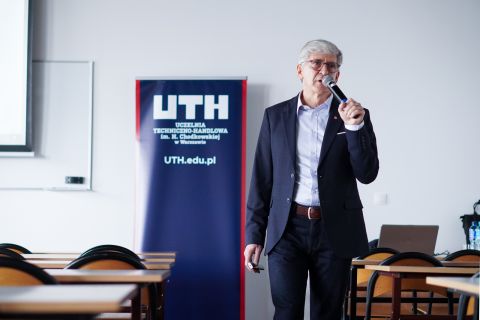 Galeria: Zdjęcia z Dnia Otwartego Wydziału Zarządzania i Logistyki UTH, obraz 39 z 42