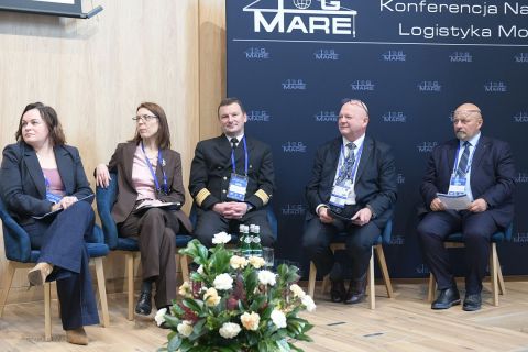 10-16-xiv-konferencja-naukowa-logistyka-morska-log-mare-2025-015_54859382415_o.jpg