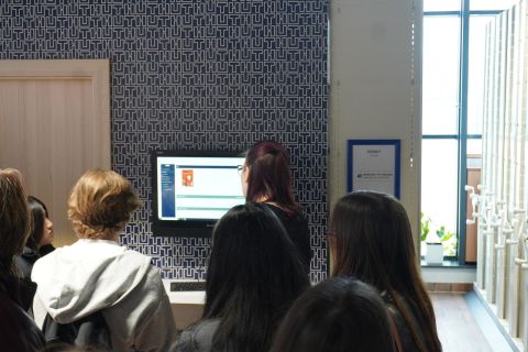 Galeria: Zajęcia dla Technikum Ekonomicznego nr 8 w Warszawie, obraz 4 z 9