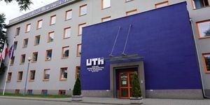 Komunikat | UTH Warszawa