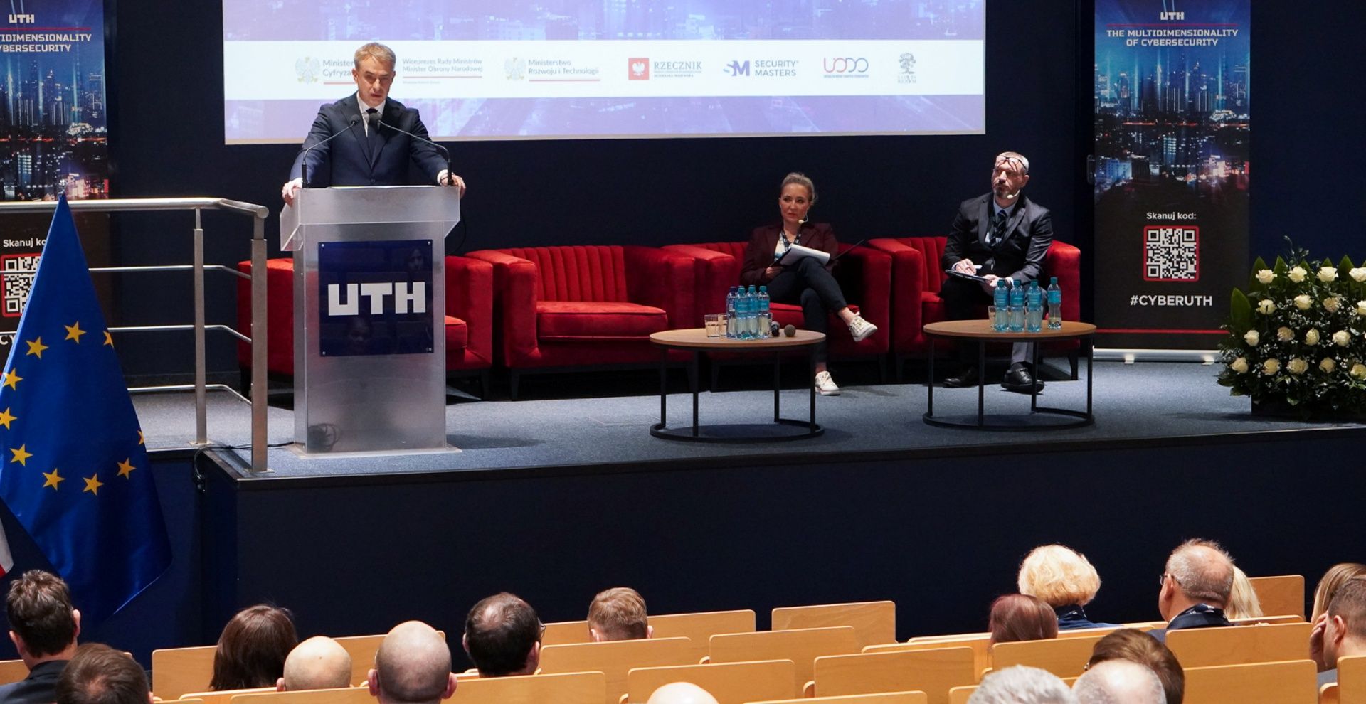 KONFERENCJA CYBER UTH 2026 relacja z międzynarodowego wydarzenia w Uczelni Techniczno-Handlowej