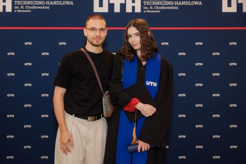2025-07-25_uth_graduacja-487.jpg