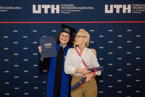 2025-07-25_uth_graduacja-499.jpg