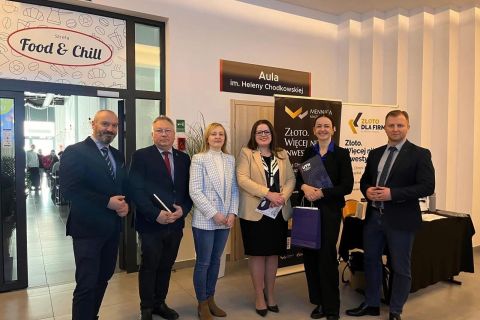 Galeria: Działalność koła CASH FLOW na zdjęciach, obraz 3 z 9