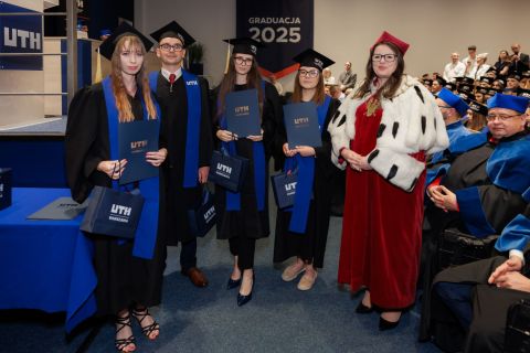 2025-07-25_uth_graduacja-197.jpg