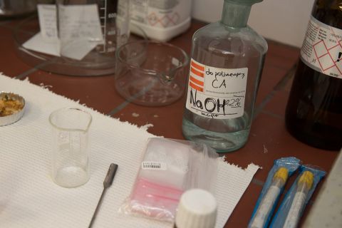 baza laboratoryjna UTH