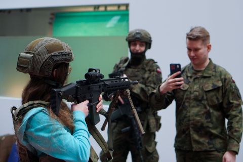 Galeria: Zdjęcia z Dnia Otwartego Wydziału Zarządzania i Logistyki UTH, obraz 15 z 42