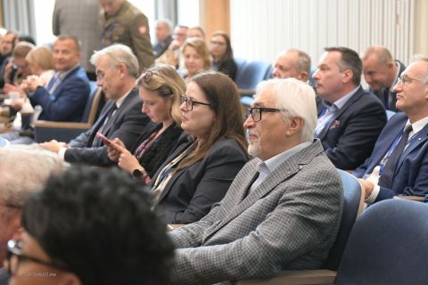 10-16-xiv-konferencja-naukowa-logistyka-morska-log-mare-2025-018_54859382060_o.jpg